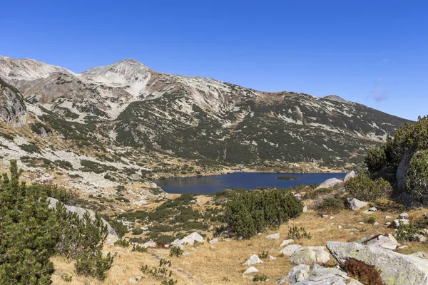 Landschaft rund um Popovo See, Pirin Berg, Bulgarien — Stockfoto