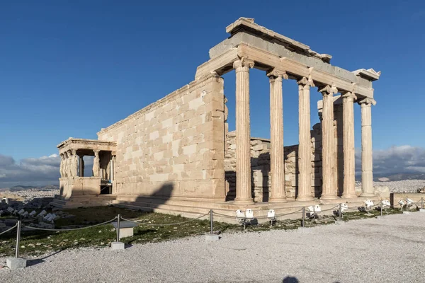 O Erechtheion na Acrópole de Atenas, Grécia — Fotografia de Stock