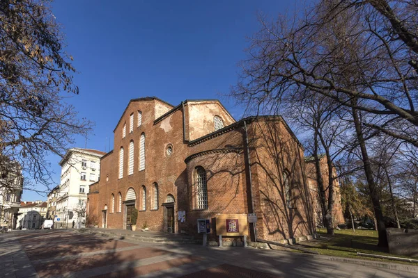 Igreja de Santa Sofia em Sófia, Bulgária — Fotografia de Stock