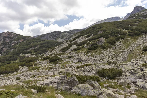 Paisaje del circo de Prekorech, Montaña Rila, Bulgaria — Foto de Stock