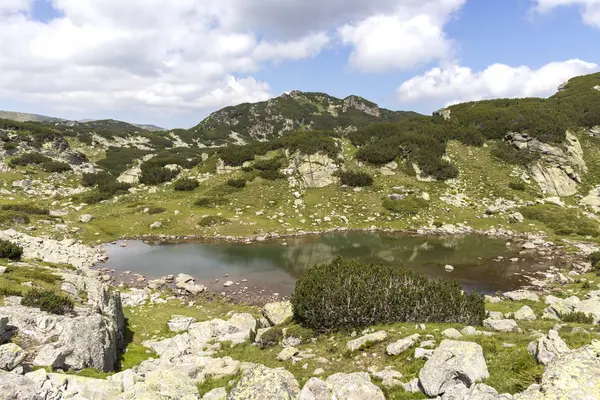 Paisaje del circo de Prekorech, Montaña Rila, Bulgaria — Foto de Stock