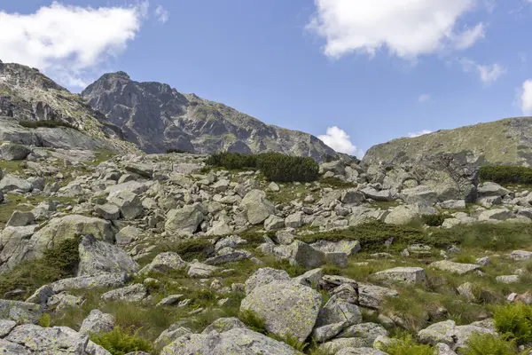 Paisaje del circo de Prekorech, Montaña Rila, Bulgaria — Foto de Stock