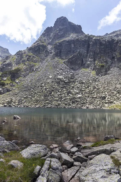 Landscape of Prekorech circus, Rila Mountain, Bulgaria — Stock Photo, Image