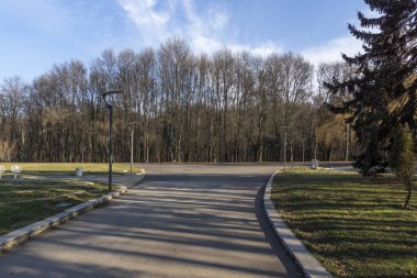 Sofya, Bulgaristan - 21 Ocak 2020: Bulgaristan 'ın Sofya kentindeki South Park' ın kış manzarası