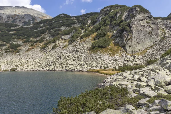 Lansekap danau Fish Banderitsa, Pirin Mountain, Bulgaria — Stok Foto