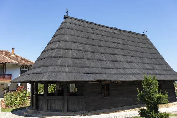 Mosteiro de Pokajnica, perto da cidade de Velika Plana, Sérvia — Fotografia de Stock