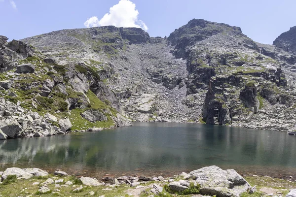 Paisagem Incrível Lago Assustador Lago Strashnoto Montanha Rila Bulgária — Fotografia de Stock