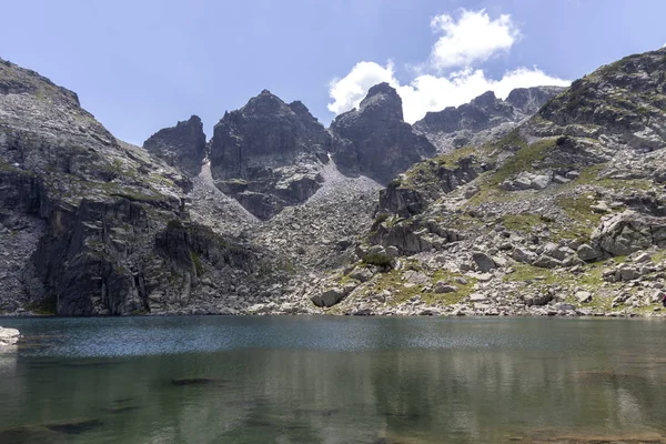 Paisagem Incrível Lago Assustador Lago Strashnoto Montanha Rila Bulgária — Fotografia de Stock