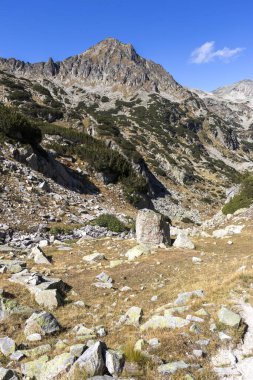 Muhteşem manzara Popovo göl, Pirin Dağı, Bulgaristan