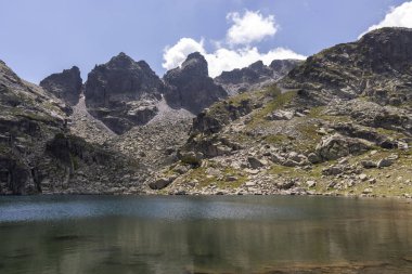 Korkunç Göl (Strashnoto Gölü), Rila Dağı, Bulgaristan