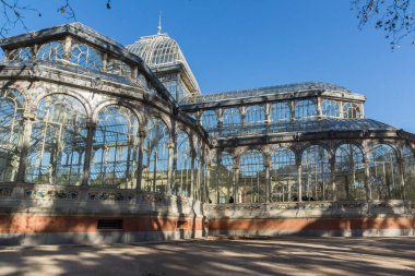 Madrid, İspanya - 22 Ocak 2018: Crystal Palace Retiro Park City, Madrid, İspanya