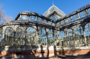 Madrid, İspanya - 22 Ocak 2018: Crystal Palace Retiro Park City, Madrid, İspanya