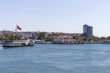 İstanbul, Türkiye - 27 Temmuz 2019: Marmara Denizi 'nden İstanbul, Türkiye' nin Asya kesimine panoramik manzara