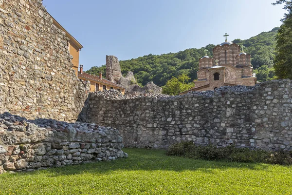Sumadija Batı Sırbistan Yükselişi Ortaçağ Ravanica Manastırı — Stok fotoğraf
