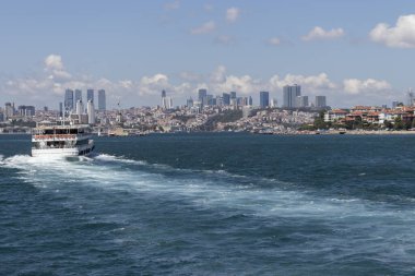 İstanbul, Türkiye - 27 Temmuz 2019: İstanbul, Türkiye 'den İstanbul' a panoramik manzara