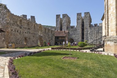 DESPOTOVAC, SERBIA - 11 Ağustos 2019: Manasija manastırı, Sumadija ve Batı Sırbistan 'daki ortaçağ binaları