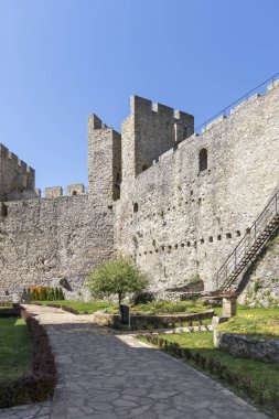 DESPOTOVAC, SERBIA - 11 Ağustos 2019: Manasija manastırı, Sumadija ve Batı Sırbistan 'daki ortaçağ binaları