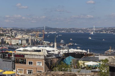 İSTANBUL, TURKEY - 27 Temmuz 2019: Süleyman Camii 'nden İstanbul, Türkiye' ye inanılmaz şehir manzarası