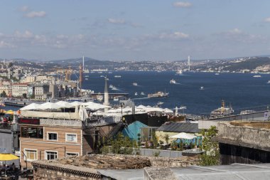 İSTANBUL, TURKEY - 27 Temmuz 2019: Süleyman Camii 'nden İstanbul, Türkiye' ye inanılmaz şehir manzarası