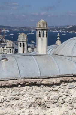 İSTANBUL, TURKEY - 27 Temmuz 2019: Süleyman Camii 'nden İstanbul, Türkiye' ye inanılmaz şehir manzarası