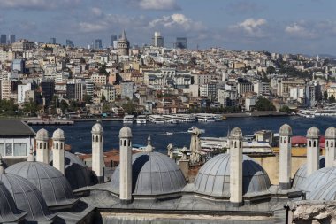 İSTANBUL, TURKEY - 27 Temmuz 2019: İmparatorluk Süleyman Camii 'nden İstanbul, Türkiye' ye inanılmaz manzara