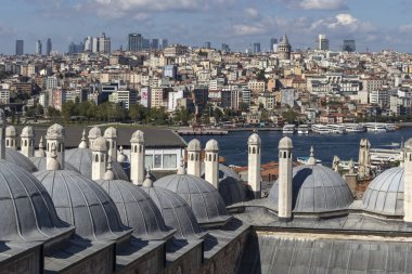 İSTANBUL, TURKEY - 27 Temmuz 2019: İmparatorluk Süleyman Camii 'nden İstanbul, Türkiye' ye inanılmaz manzara