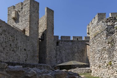 DESPOTOVAC, SERBIA - 11 Ağustos 2019: Manasija manastırı, Sumadija ve Batı Sırbistan 'daki ortaçağ binaları