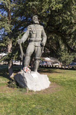 Bulgaristan 'ın Blagoevgrad bölgesindeki Melnik kasabasındaki Yane Sandanski anıtı