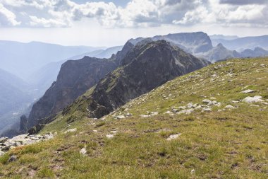 Büyük (Golyam) Kupen zirvesinden manzara, Rila Dağı, Bulgaristan