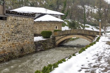ETAR, GABROVO, BULGARIA - NOVEMBER 1, 2014: Bulgaristan 'ın Gabrovo kenti yakınlarındaki Mimari Etnografik Kompleksi Etar (Etara)