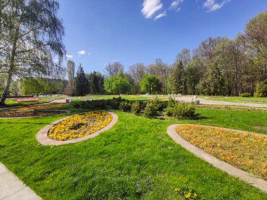 Bulgaristan 'ın Sofya kentindeki South Park' ın bahar manzarası