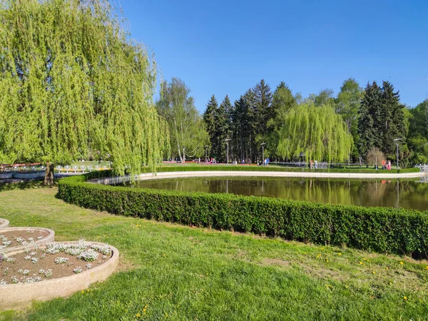 Widok Wiosenny Park Południowy Sofii Bułgaria — Zdjęcie stockowe