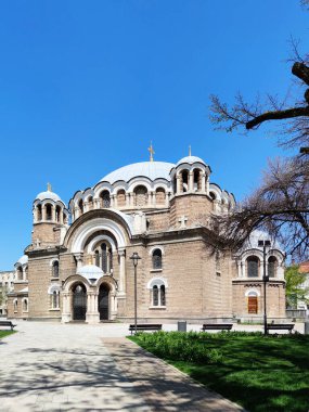SOFYA, BULGARIA - 24 Nisan 2020: Bulgaristan 'ın Sofya kentindeki Sveti Sedmochislenitsi Kilisesi