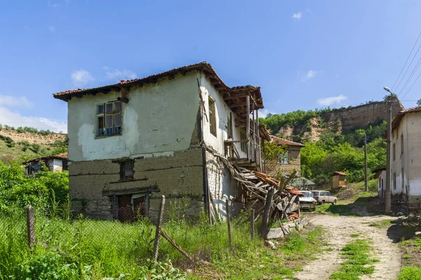 Bulgaristan Blagoevgrad Bölgesindeki Zlatolist Köyünde Yüzyıldan Kalma Eski Evler — Stok fotoğraf