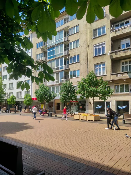 Sofia Bulgaria May 2020 在保加利亚索菲亚市Vitosha大道上散步的人 — 图库照片