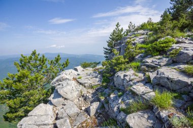 Kızıl Duvar Tepesi 'nden Rodop Dağları, Filibe Bölgesi, Bulgaristan' a inanılmaz manzara