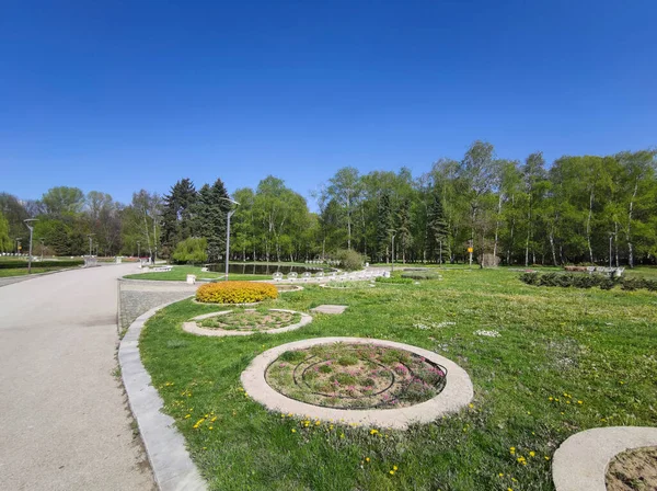 Σοφια Βουλγαρια Απριλιου 2020 Ανοιξιάτικη Θέα Του Σάουθ Παρκ Στην — Φωτογραφία Αρχείου