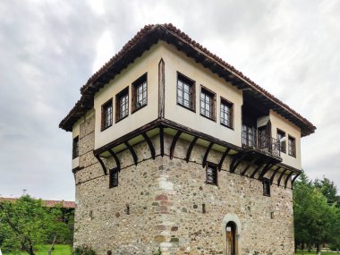 Bulgaristan 'ın Filibe Bölgesi, Saint Nedelya' ya adanmış Ortaçağ Arapovo Manastırı