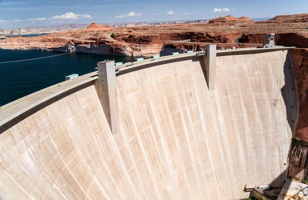 A controversa barragem de Glen Canyon — Fotografia de Stock