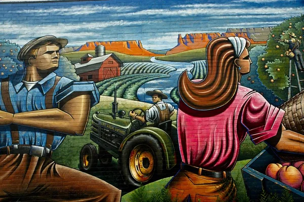 コルテス 株式会社アメリカ 2017 収穫時期 コルテス コロラド州 世界大恐慌の間に作品の進行状況の管理 Wpa の壁画を示唆しているアーティスト ブラッド — ストック写真