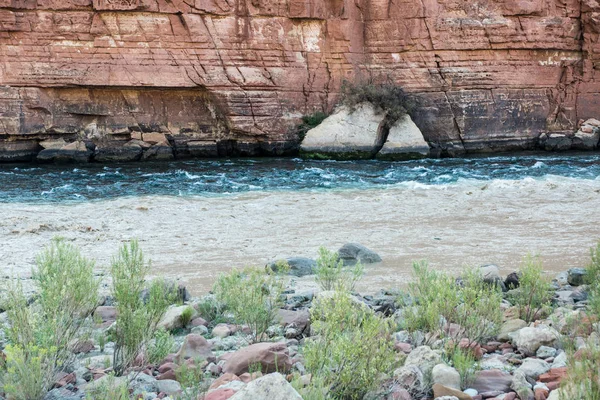 Bir iki nehir — Stok fotoğraf