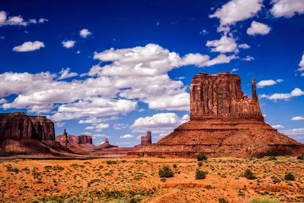 Iconic Southwest at Monument Valley — Stock Photo, Image