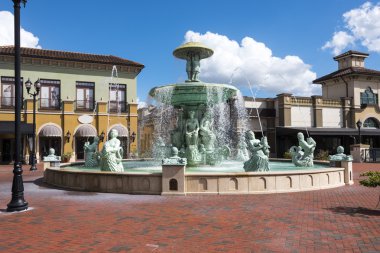 Yeşil heykel su Çeşmesi