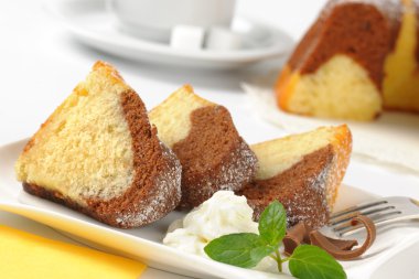 Mermer kek dilimleri