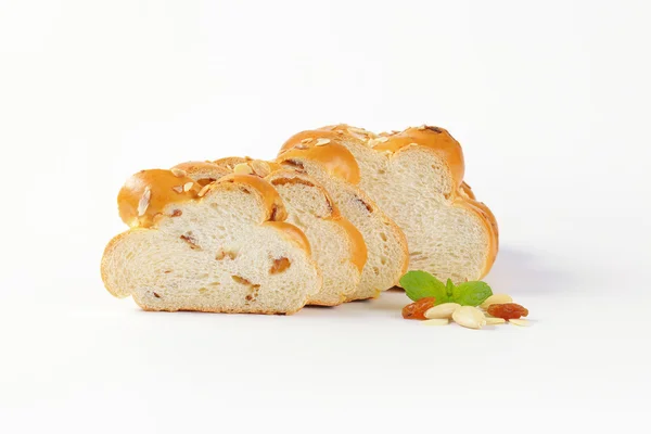 Pane dolce intrecciato a fette — Foto Stock