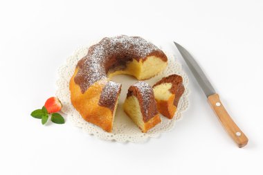 Mermer Kek dilimlenmiş