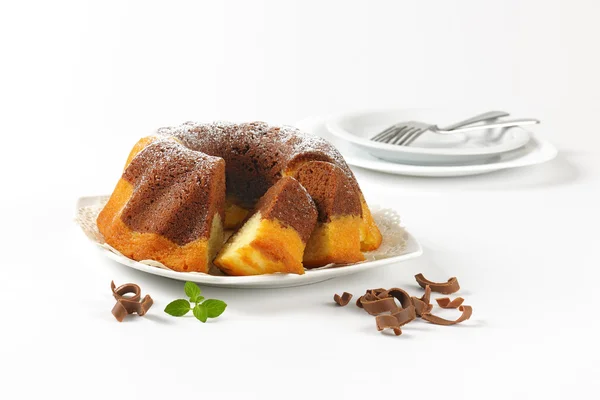 Marmeren bundt cake — Stockfoto