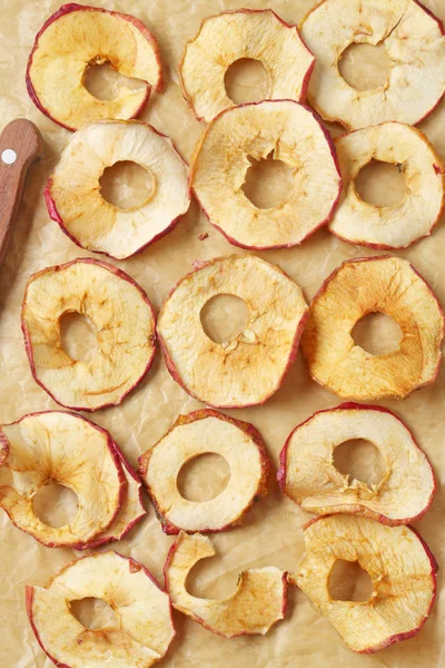 Tunn äpple chips — Stockfoto