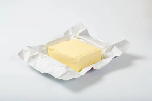 Block frischer Butter — Stockfoto