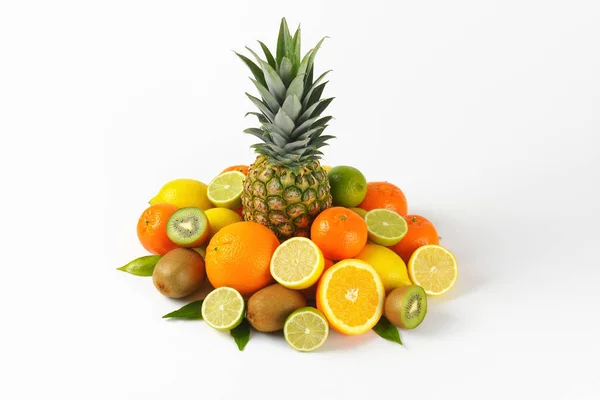 Свіжими тропічними фруктами — стокове фото